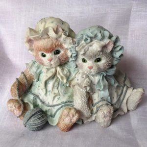 Calico kittens ornament figurine adorable!